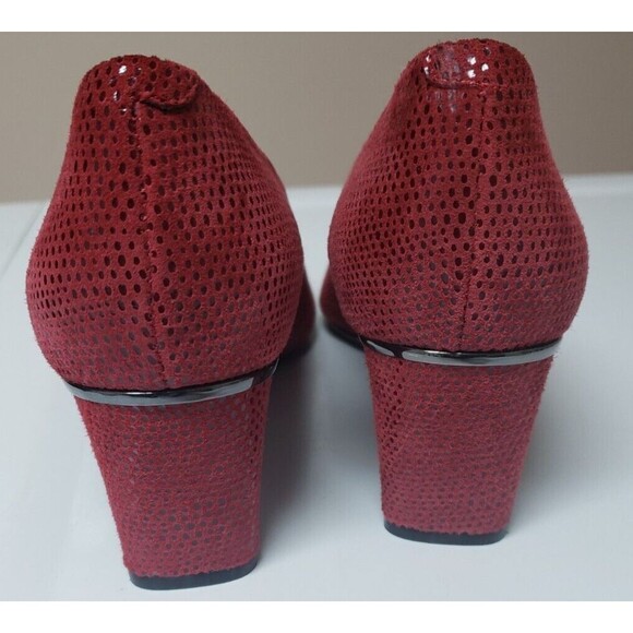 Vaneli Women’s Dark Red Genuine Suede Padded Shoes 9M Office Wedding Guest NWOB - Picture 4 of 11